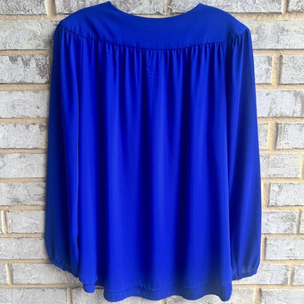 Chico's Long Sleeve V Neck Keyhole Front Tie Tunic Blouse Women's Size 1 (M) - Picture 2 of 8
